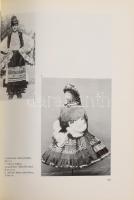 Domanovszky György: A magyar nép díszítőművészete I-II. köt. Bp., 1981, Akadémiai kiadó. A II. kötet...