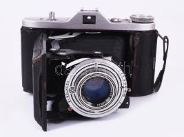 Belca Belfoca II fényképezőgép, bőr tokjában, kopással, korrodált