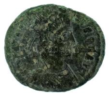 Római Birodalom 330-340 / II. Constantius / Siscia / AE4 bronz (1,43g) T:XF,VF Roman Empire 330-340 / Constantius II / Siscia / AE4 bronze "CONSTAN-TIVS PF AVG / VICTORIAE DD AVGGQ NN - epsilon SIS" two Victories facing each other, each holding wreath and palm branch; between them: a palm branch upright. (1,43g) C:XF,VF RIC VIII 194