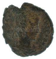 Római Birodalom 347-348 / II. Constantius / Aquileia / AE follis bronz (1,49g) T:VF,F anyaghiány Roman Empire 347-348 / Constantius II / Aquileia / AE follis bronze "[CONS]TANTIVS PF AVG / VICTORIAE D[D] AVG[G Q NN] AQS" two Victories facing each other holding wreaths. (1,49g) C:VF,F missing material RIC VIII 76