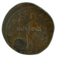 Római Birodalom 159-160 / Antoninus Pius / Róma / Sestertius bronz (21,44g) T:F Roman Empire 159-160 / Antoninus Pius / Rome / Sestertius bronze "ANTONINVS AVG PIVS PP TR P XXIII / PIETATI AVG COS IIII - S-C" Pietas standing left, holding globe and infant, two children standing left and right (21,44g) T:F RIC III 1031