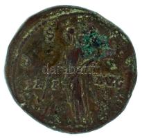 Római Birodalom 147 / Antoninus Pius / Róma / Sestertius bronz (23,24g) T:VF
Roman Empire 147 / Ant...