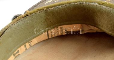 M. Kir. Honvéd Légierő, repülőtiszti tányérsapka, kissé megviselt állapotban, egy hiányzó gombbal, b...