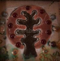 Fajka János (1935-2021): Falun. Ikonokhoz hasonló elrendezésű, 9 táblából összeálló tűzzománckép, kü...