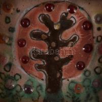 Fajka János (1935-2021): Falun. Ikonokhoz hasonló elrendezésű, 9 táblából összeálló tűzzománckép, kü...