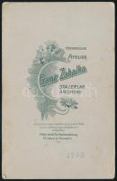 cca 1900-1910 Fiú virágokkal és kalappal, kabinetfotó Franz Zahalka (Stájerlak, Zsigmond-telep / Ste...