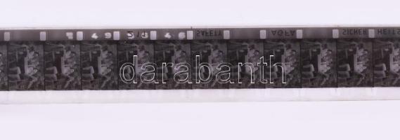 Filmtekercs családi jelenetekkel, strandon készült felvételekkel, stb