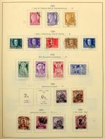 1874-1941 Magyar gyűjtemény előnyomott osztrák albumban, benne sorok, hiányos sorok, néhány hírlapbé...