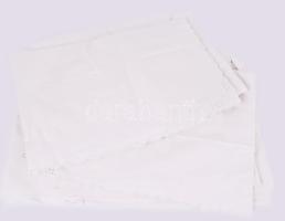 cca 1940 Ágyneműhuzat garnitúra singolt széllel, 2 párnahuzat, 1 kispárnahuzat, 1 dunnahuzat, jó állapotban.