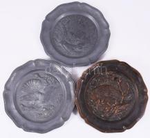 3 db ón és fém vadász témájú dísztányér. 22 cm