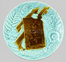 Női arcképes fajansz tál. Mázas, hibátlan. d: 20 cm