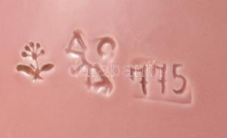 Női arcképes fajansz tál. Mázas, hibátlan. d: 20 cm