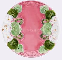 Körmöcbányai szecessziós mintás fajansz tányér, Jelzett, kis lepattanással d: 18 cm