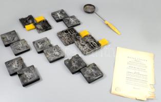 Ólomkatonák és hozzá tartozó öntőformák, gumi és fém és olvasztó kanál . 7 db öntőforma és 20 db katona.