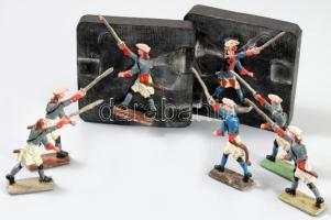 Ólomkatonák és hozzá tartozó öntőformák, gumi és fém és olvasztó kanál . 7 db öntőforma és 20 db kat...