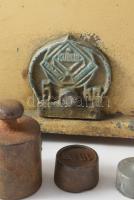 cca 1930/40 Zwarg József és Társai Mérleggyára "Kubus" szekrényes egyensúlymérleg, 6 súlly...