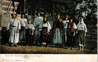 1909 Máramaros, Maramures; Rusnyák (ruszin, rutén) népviselet / Ruthenian (Rusyn) folklore from Maramures County. D.T.C.L. Serie 301. 39. (kis szakadás / small tear)
