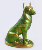 Zsolnay kisplasztika - Németjuhász. Terv: Őry Ferenc. Eozin mázakkal bevont fajansz, jelzett, hibátlan, m: 13,5 cm