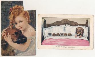 4 RÉGI kutyás és macskás művészlap vegyes minőségben / 4 pre-1945 dog and cat art postcards in mixed...