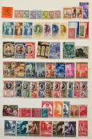 Vatikán 1943-1998 Zömmel postatiszta gyűjtemény, 12 lapos nagy alakú berakóban