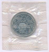 Szovjetunió 1981. 1R Cu-Ni "Yuri Gagarin Űrrepülésének évfordulója 1961-1981" lezárt fóliacsomagolásban T:PP Soviet Union 1981. 1 Rouble Cu-Ni "Anniversary of Yuri Gagarin's Spaceflight 1961-1981"in sealed foil packing C:PP Krause Y#188.1