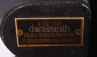 cca 1926 "Astra Modell A" mechanikus számológép. Benne eredeti papírral, 43x31 cm