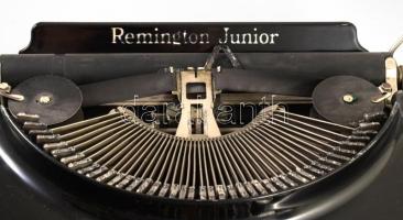cca 1932 Zeta Remington Junior írógép, korának megfelelő állapotban, magyar nyelvű billentyűzettel