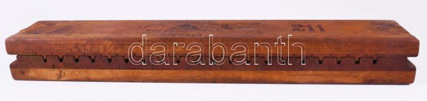 cca 1940 Carl Intelmann fa szivarszárító, kétrészes, jelzett, 56x10 cm