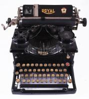 cca 1914-1931 Royal Typewriter Company "Royal 10" írógép. Magyar billentyűzettel, oldalán eredeti fazettált üvegekkel, 40x39 cm /// cca 1914?1931 Royal Typewriter Company 'Royal 10' typewriter. With Hungarian keyboard, original faceted glass panels on the sides, 40×39 cm /// KIZÁRÓLAG SZEMÉLYES ÁTVÉTEL, NEM POSTÁZZUK! / ONLY PERSONAL COLLECTION AT OUR OFFICE!