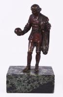 Hamlet patinázott bronz szobra, márvány talapzaton, m: 18 cm