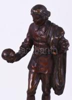 Hamlet patinázott bronz szobra, márvány talapzaton, m: 18 cm