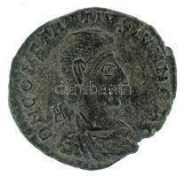 Római Birodalom 351-354 / Constantius Gallus / Siscia / Follis (3,21g) T:XF Roman Empire 351-354 / Constantius Gallus / Siscia / Follis "DN CONSTAN-TIVS IVN NOB C - A / FEL TEMP RE-PARATIO - I - [?]SIS dot S dot" soldier spearing fallen horseman who is bare-headed, reaching backwards (3,21g) C:XF RIC VIII 347