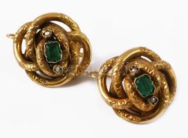 14K arany (Au) fülbevaló zafirral és gyönggyel. jelzett br 9,7g /// 14K gold (Au) earrings with sapphire and pearls. Hallmarked, weight: 9.7 g