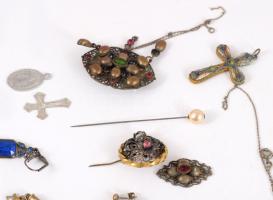 Vegyes bizsu ékszerek