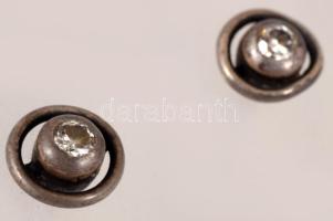 14K fehérarany (Au) fülbevaló brillel br: 1,2g