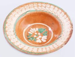 Tál. Szilágyság, 19. sz. utolsó harmada, kopással, d: 20,5 cm