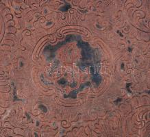 Monogramos antik ezüstözött vörösréz tálca, 3 lábon, kopással, d: 29 cm