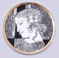 Hollóházi Szász Endre által tervezett mintával díszített bonbonier és tál. Jelzett, kis kopással, d:...