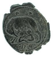 Római Birodalom 330 / I. Constantinus / Róma / AE3 (2,73g) T:XF,VF
Roman Empire 330 / Constantine I...