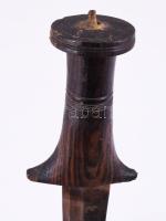 Szudáni népi tőr, fa markolattal, bőr tokban, h: 25 cm