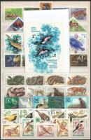 Szovjetunió 1957-1981 20 klf állat sor, köztük vágott is, összesen 102 db bélyeg + 1 db blokk, A/4-e...