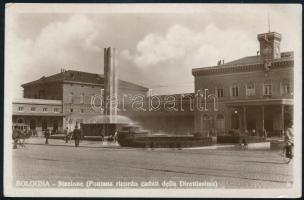 cca 1934 Bologna, Toldi (Tunigold) Géza (1909-1985) válogatott labdarúgó, az FTC játékosa által sajá...