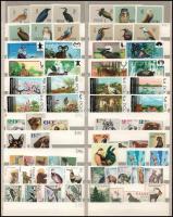 Állat motívum sorok 10 országból, összesen 141 db bélyeg (22 db sor) nagyalakú berakólap mindkét oldalán