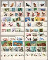 Állat motívum sorok 10 országból, összesen 141 db bélyeg (22 db sor) nagyalakú berakólap mindkét old...