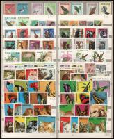 74 db bélyeg (17 db sor), nagyrészt állat motívumok, nagyalakú berakólapon