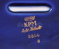 KPM kobaltszínű levél alakú kínáló, jelzett, kis kopással, 25x19 cm