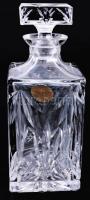Portugál ólomkristály whiskey üveg. Jelzett, hibátlan, m: 23 cm, dobozában.