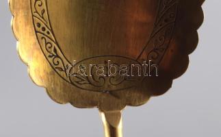 Ezüst (Ag) nyelű szervírozókanál, jelzett, h: 17 cm