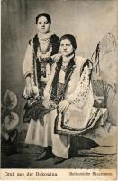 1910 Gruss aus der Bukowina. Ruthenische Bäuerinnen / Bukovinai népviselet, Rutén (ruszin) parasztasszonyok / Ruthenian (Rusyn) folklore from Bucovina. J. Tennenbaum (Czernowitz) (fl)