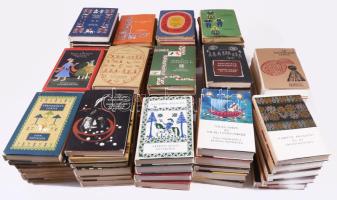 A népek meséi 1-84. köt. Két kötet hiányzik: 51. Karunga a holtak ura. 2. kiadás., 61. Szegény ember...